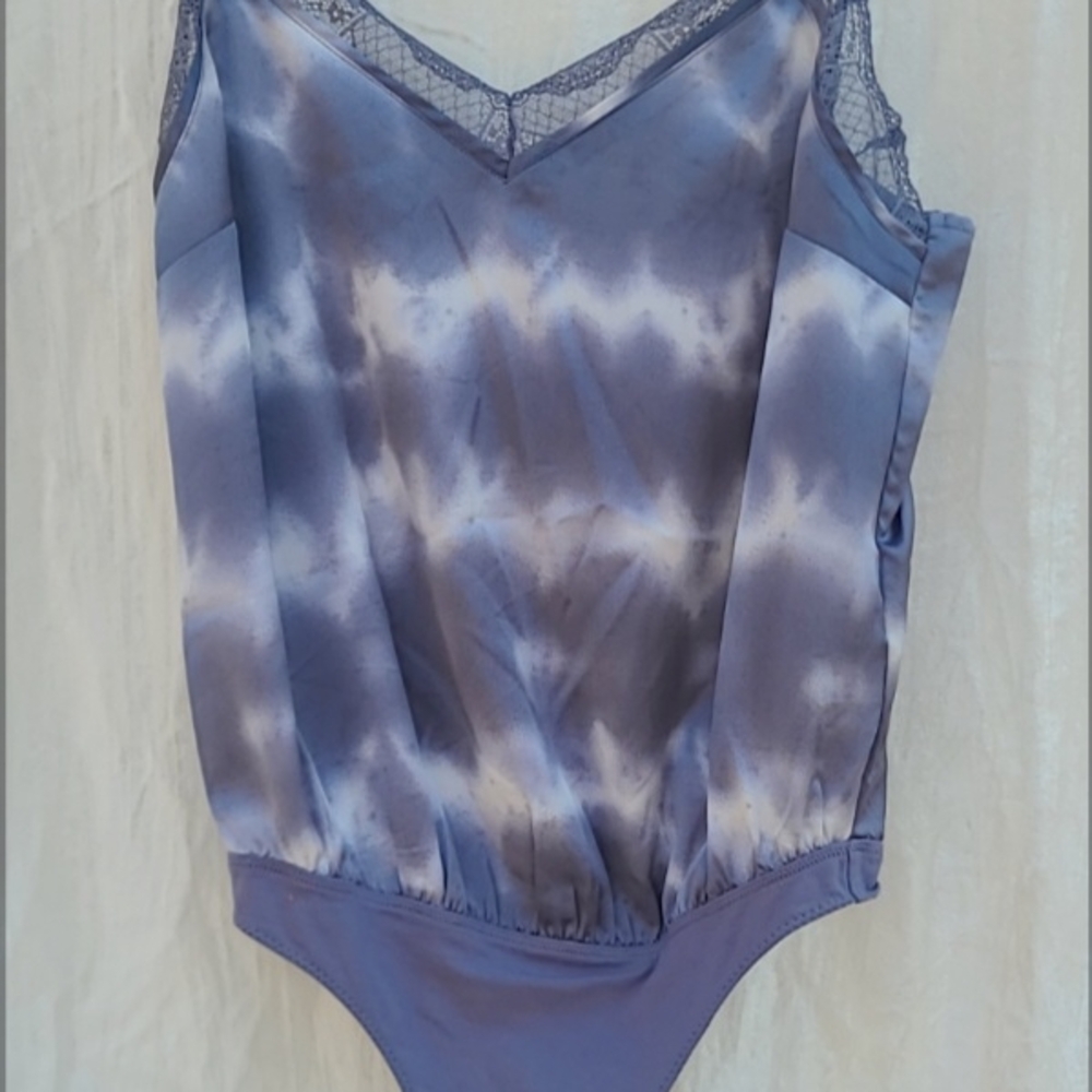 Abercrombie And Fitch Tie-Dye Blue Lace Trim Camisole Bodysuit - Picture 2 of 6